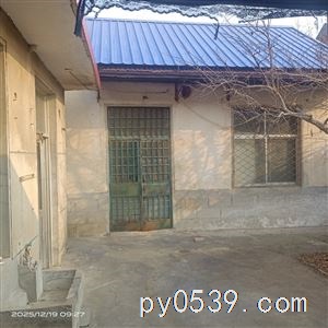 龙石路万泉浴池铁路桥北